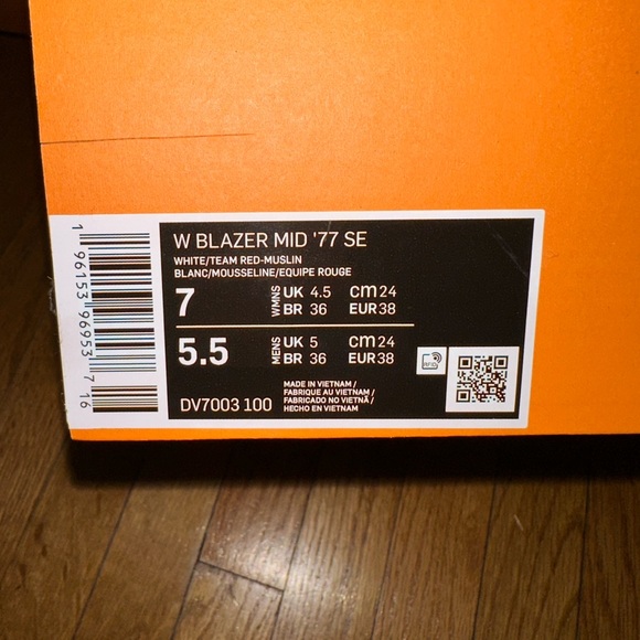 Womens Nike Blazers Mid ‘77 - Picture 5 of 6